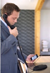 MM01 Moshi Moshi Retro Handset with weighted base - Convenience