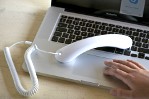 MM02 Moshi Moshi Curve Handset and weighted base - w/ Laptop